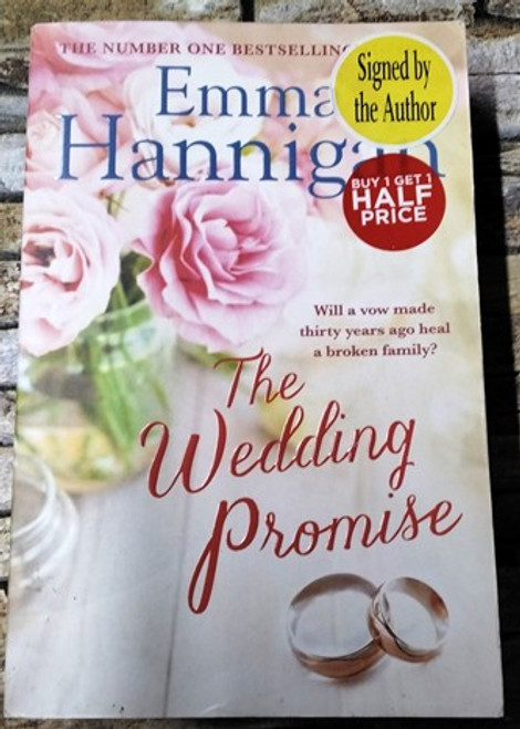 Emma Hannigan / The Wedding Promise (Signed by the Author) (Large Paperback)