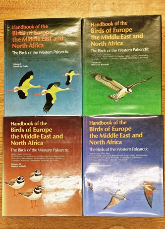 Handbook of the Birds of Europe the Middle East and North Africa: The Birds of the Western Palearctic (9 Book Collection)