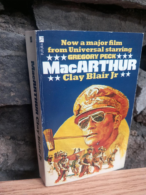 Clay Blair Jr. - Douglas MacArthur - Futura PB - 1977