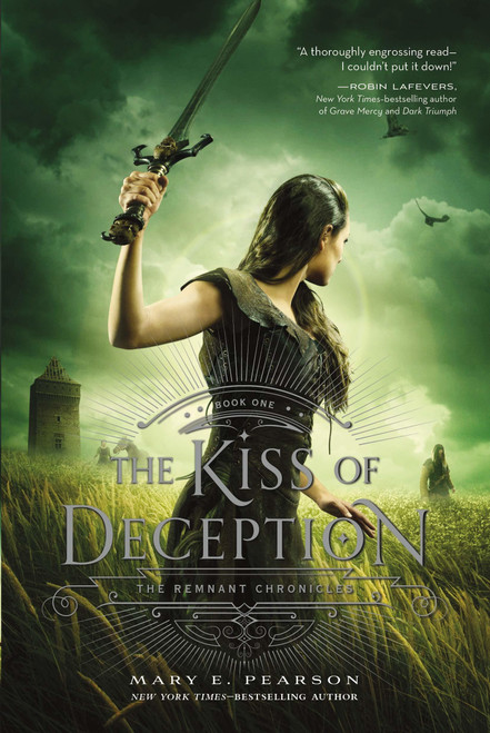Mary E. Pearson / The Kiss of Deception (Large Paperback)