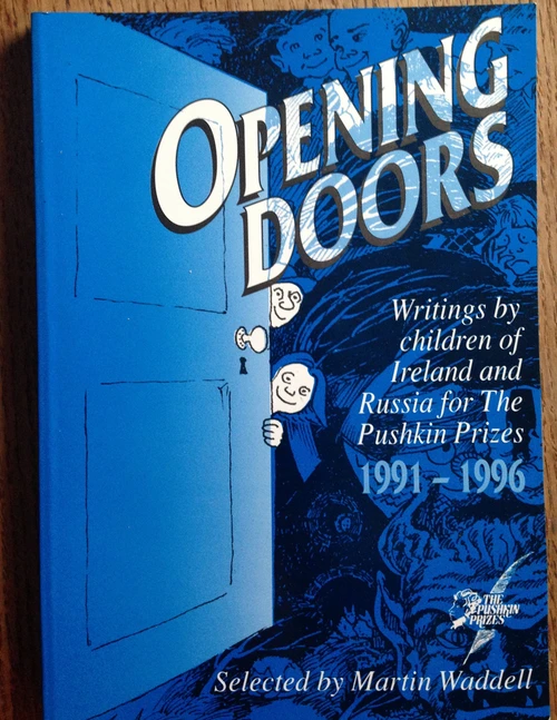 Martin Waddell / Opening Doors (Large Paperback)