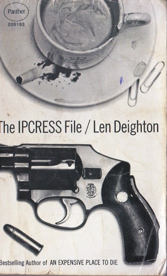 Len Deighton / The IPCRESS File. (Vintage Paperback)