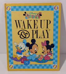 Russell Spina / Wake Up and Play (Children's Coffee Table book)