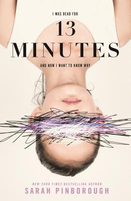 Sarah Pinborough / 13 Minutes (Large Paperback)