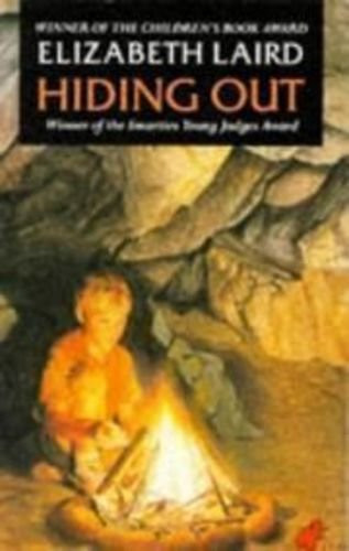 Elizabeth Laird / Hiding Out (Hardback)