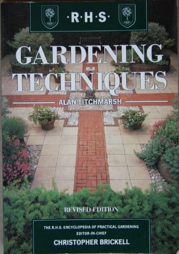 Alan Titchmarsh / Rhs Garden Techniques (Large Paperback)