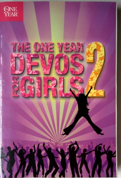 Tyndale House Publishers / One Year Devos for Girls 2 (Large Paperback)