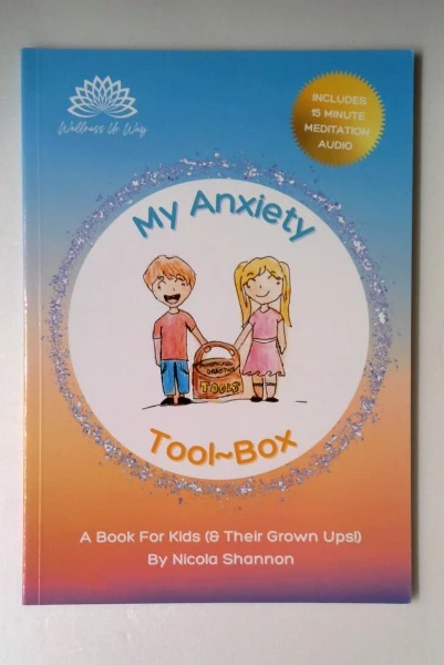 Nicola Shannon / My Anxiety (Large Paperback)