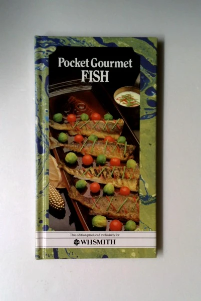 Carol Bowen / Fish (Hardback)