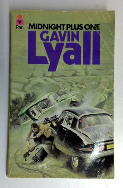 Gavin Lyall / Midnight Plus One (Vintage Paperback)