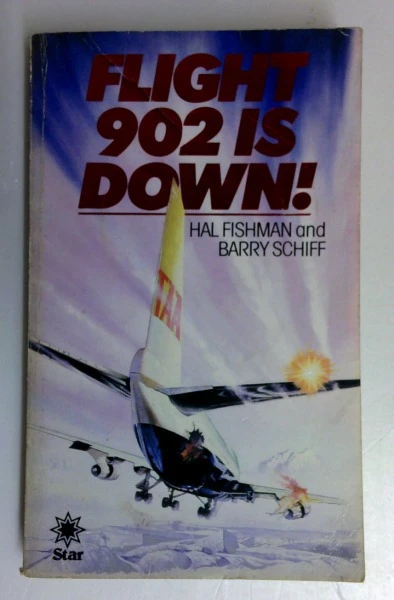Hal Fishman / Flight 902 is Down (Vintage Paperback)