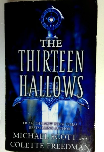 Michael Scott / The Thirteen Hallows (Older Edition Small Paperback)
