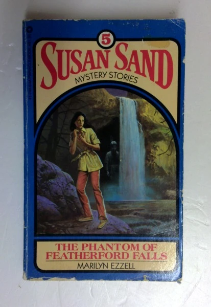 Marilyn Ezzell / Phantom of Featherford Falls (Older Edition Small Paperback)