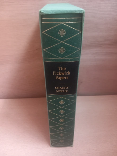 Charles Dickens - Pickwick Papers ( HB Slipcased Folio Society Edition) 1981