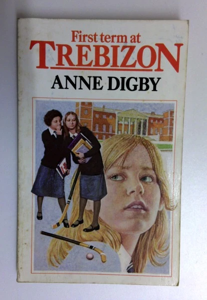 Anne Digby / First Term at Trebizon (Dragon Books Paperback) (Older Edition Small Paperback)
