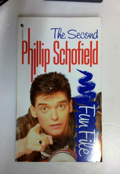 Phillip Schofield / Phillip Schofield Fun File: No. 2 (Older Edition Small Paperback)