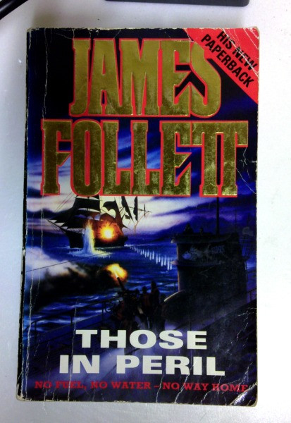 James Follett / Those in Peril (Older Edition Small Paperback)