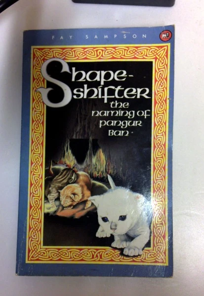 Fay Sampson / Shape-Shifter (the "Pangur Ban" Series) (Older Edition Small Paperback)