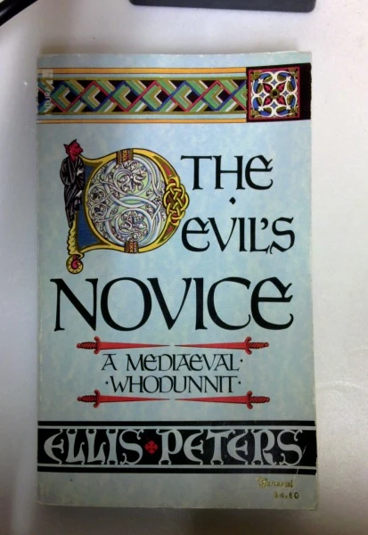 Ellis Peters / The Devil's Novice (Older Edition Small Paperback)