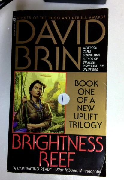 David Brin / Brightness Reef (New Uplift Trilogy) (Older Edition Small Paperback)