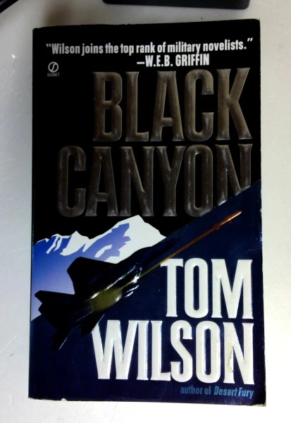 Tom Wilson / Black Canyon (Older Edition Small Paperback)
