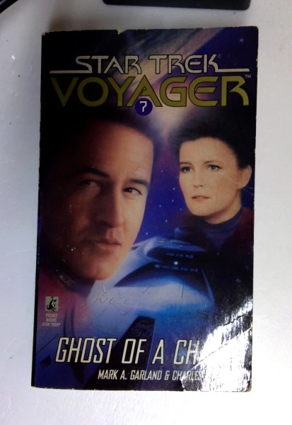 Mark Garland / Ghost of a Chance: No. 7 (Star Trek: Voyager) (Older Edition Small Paperback)