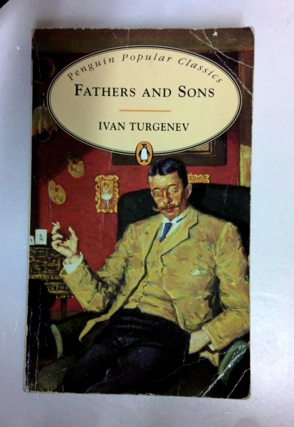 Ivan Turgenev / Fathers and Sons (Older Edition Small Paperback)