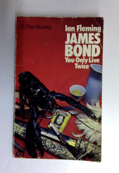 Ian Fleming / You Only Live Twice (Vintage Paperback)