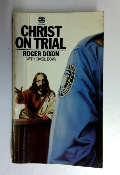 Roger Dixon / Christ on Trial (Vintage Paperback) (1)