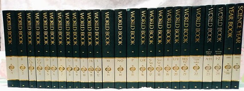 World Book Encyclopedia 1989 (Green and White Spine) (Complete 24 Book Encyclopedia Set) Plus Year Book 1991 and Science Book 1991