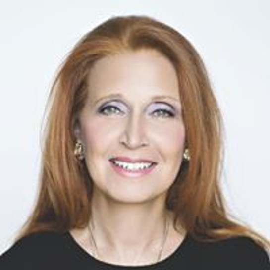 Danielle Steel.  A bookselling phenomenon. 