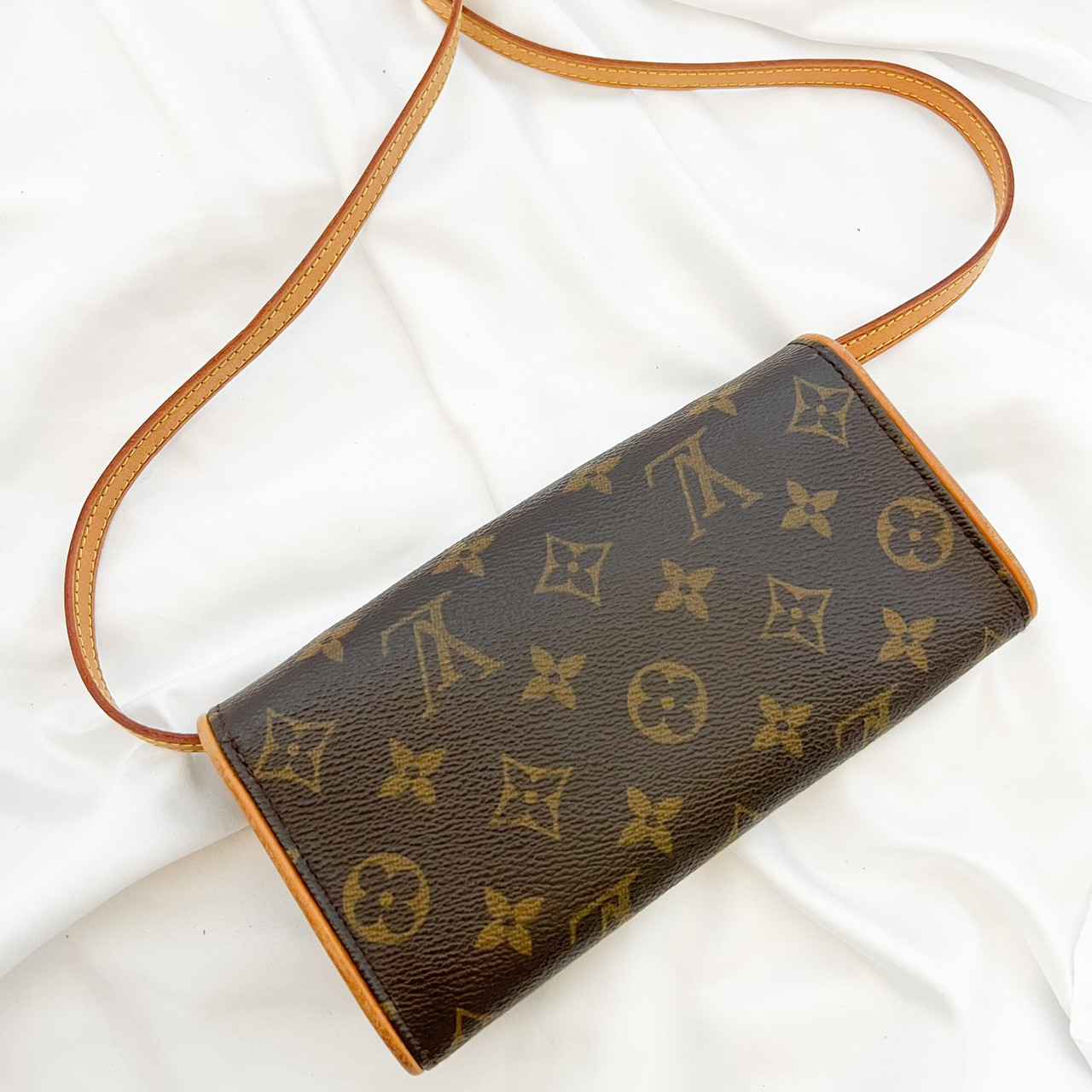 Louis Vuitton Twins Pochette PM