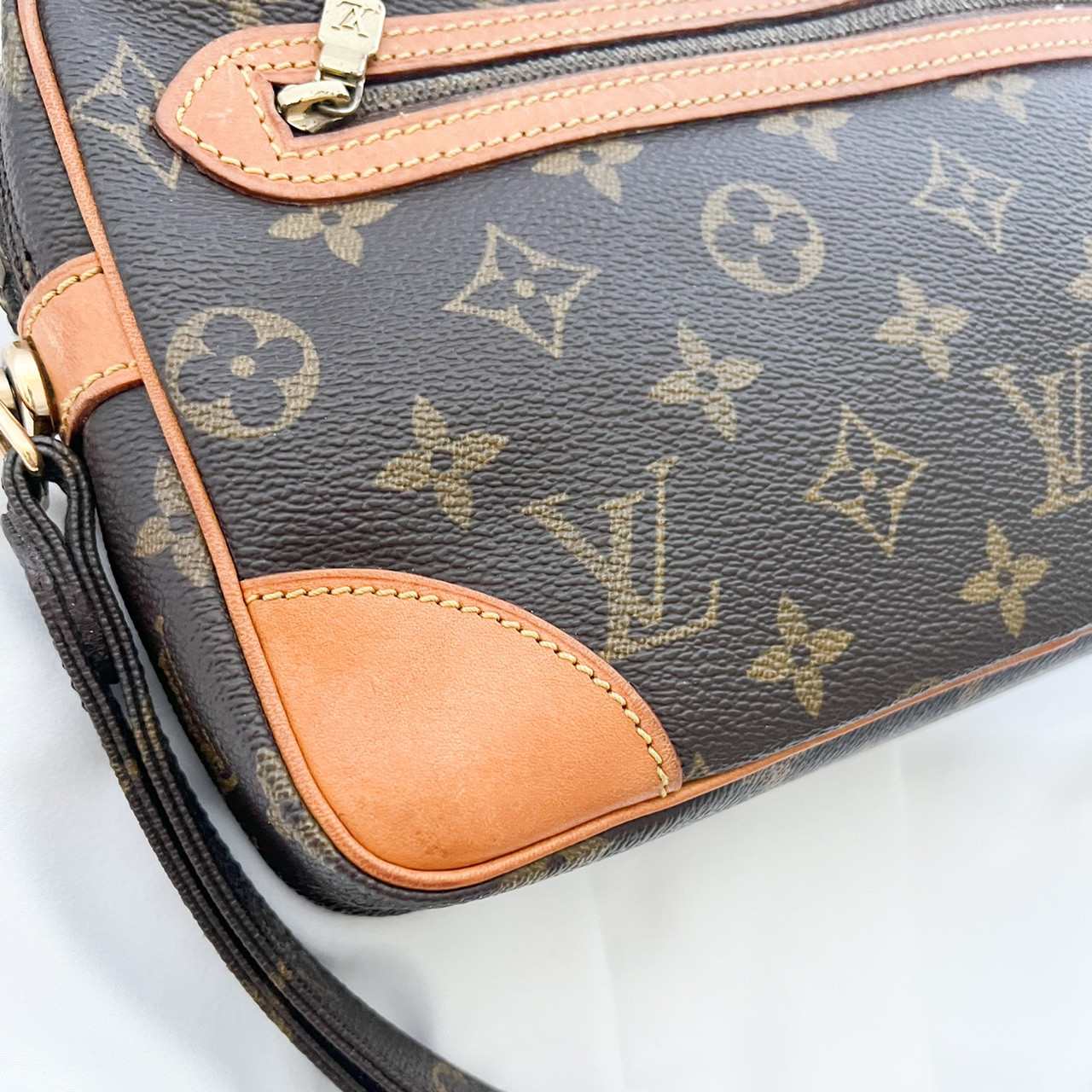 LOUIS VUITTON Vintage Marly Dragonne GM Clutch