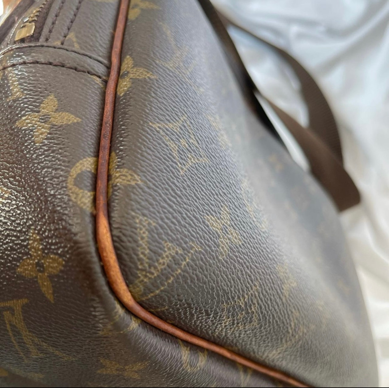 Eclair Zipper On Louis Vuitton Bags