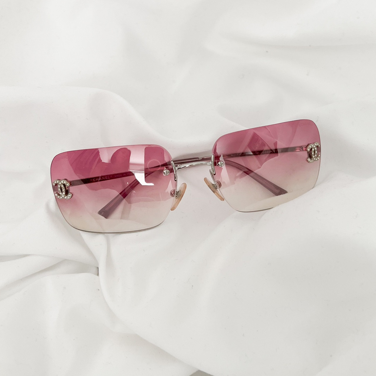 小物 CHANEL sunglasses coco y2k rhinestone Treasures of NYC - Chanel Black Rhinestone Micro Sunglasses