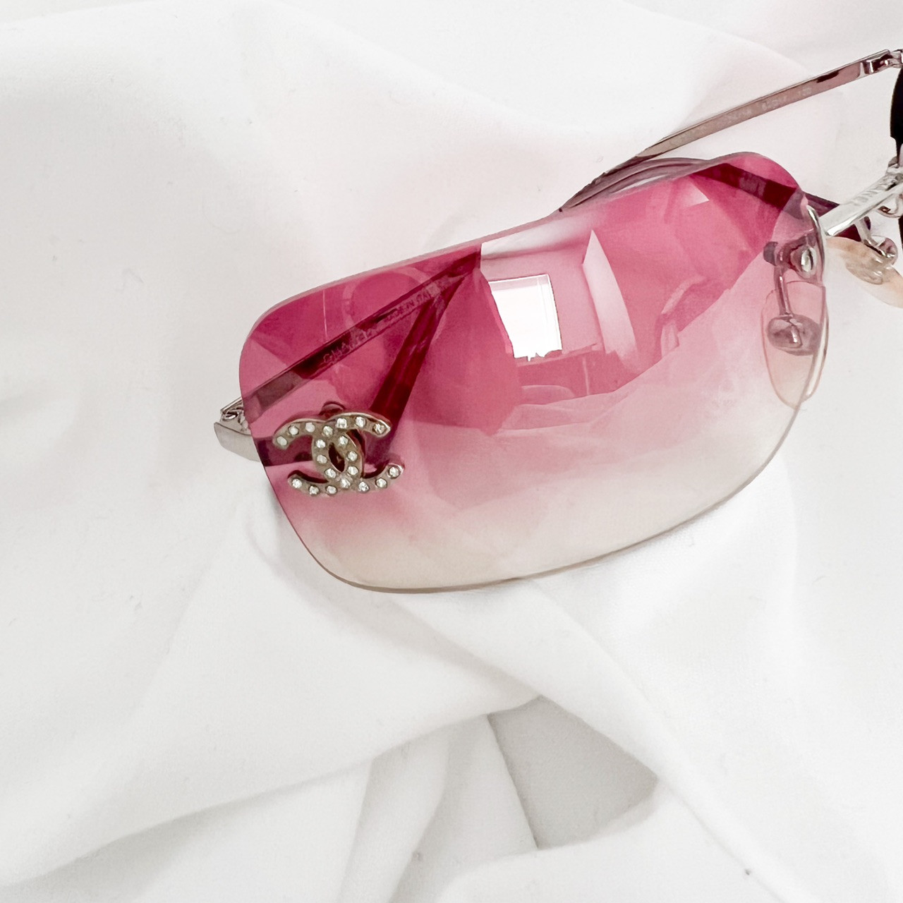 Blumarine Rimless Sun Mask