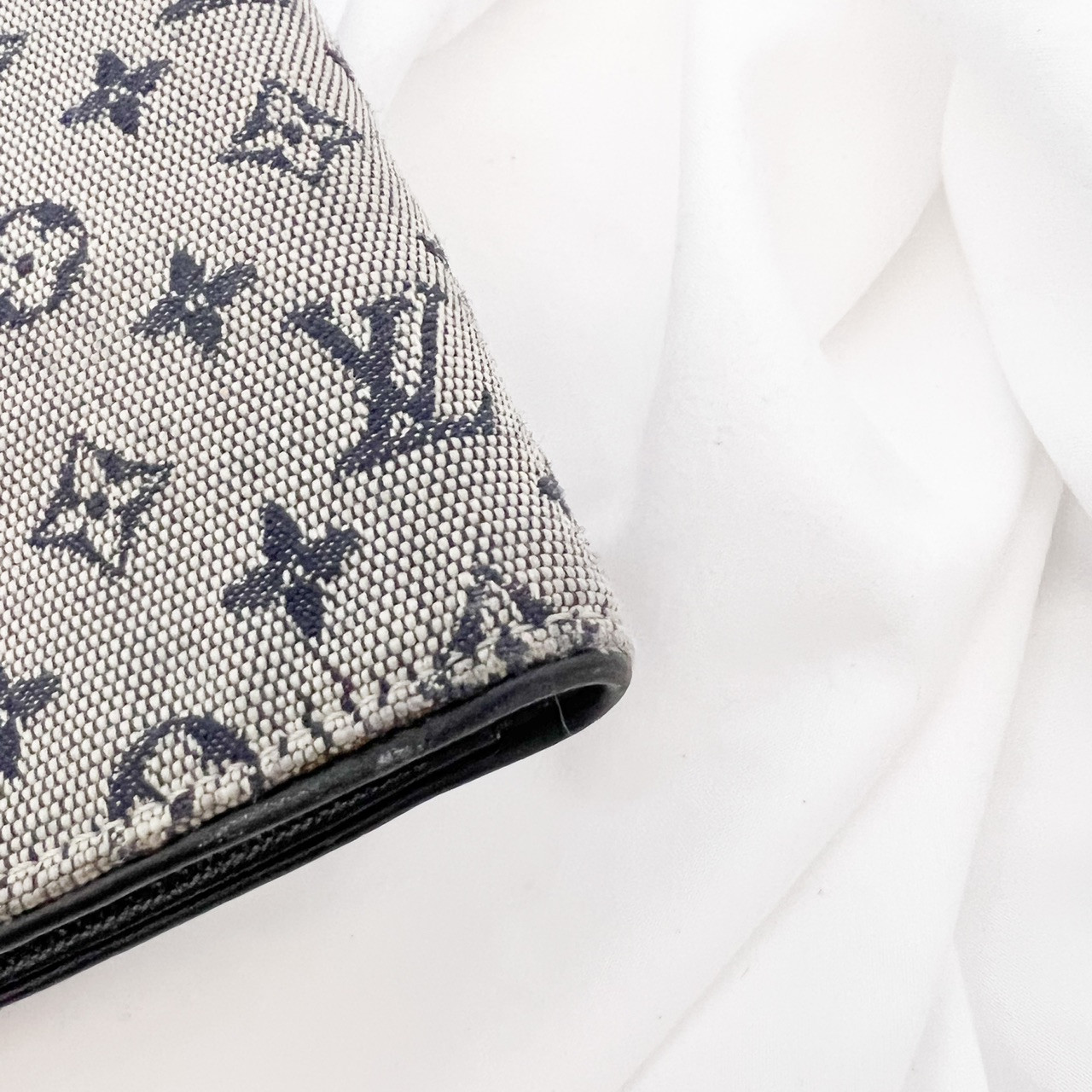 Louis Vuitton Blue Mini Lin Canvas Compact Wallet Louis Vuitton