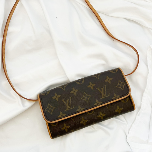Louis Vuitton Monogram Mini Looping Bag Brown Leather Cloth ref.253106 -  Joli Closet