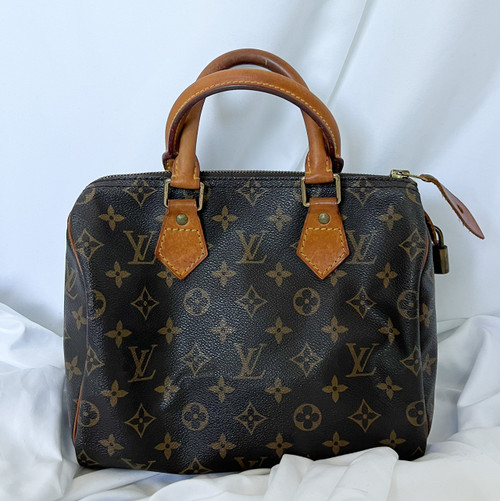 Vintage Louis Vuitton Speedy 25