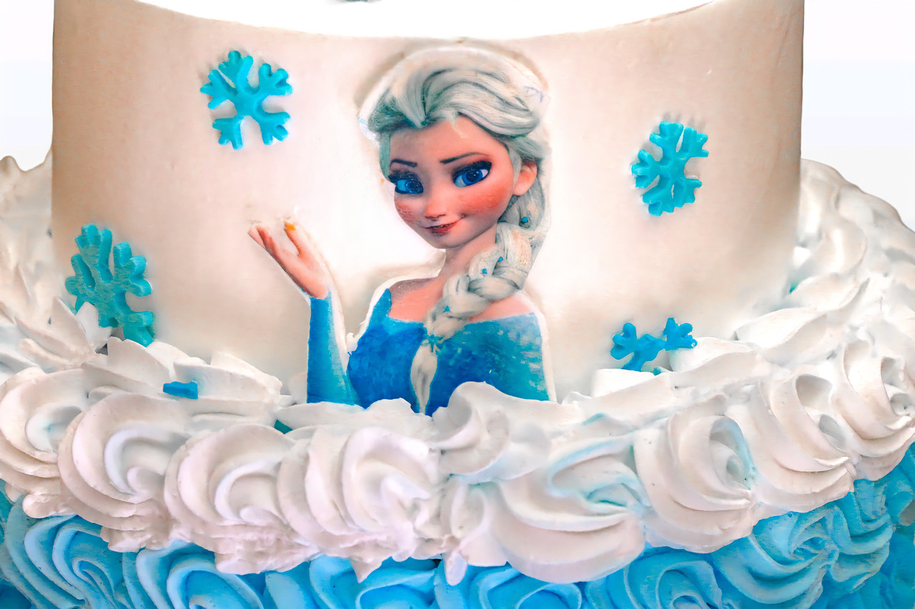 Frozen' Princess Elsa Cake - Just a Mum's Kitchen