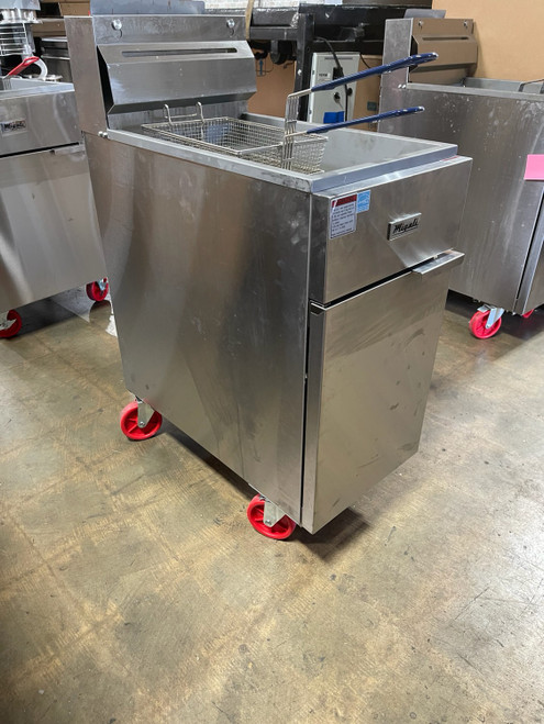 Migali C-F50E-NG - Four Burner Natural Gas Stainless Steel Competitor Series Floor Model Commercial Deep Fryers(Used)