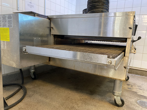 Middleby PS640G - Gas Fired WOW! Impingement Plus Commercial Single Conveyor Ovens with 40.5 inch Long Cooking Chamber / 32" Wide x 76.5" Long Conveyor Belt(Used)