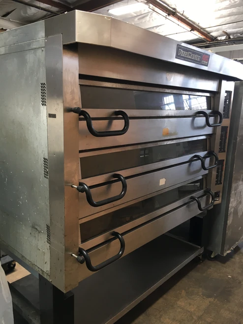 PizzaMaster PM 933ED Modular Deck Type Electric Pizza Bake Oven, Stone Hearth,3 Decks, Baking Surface 54"W x 36"D (USED)