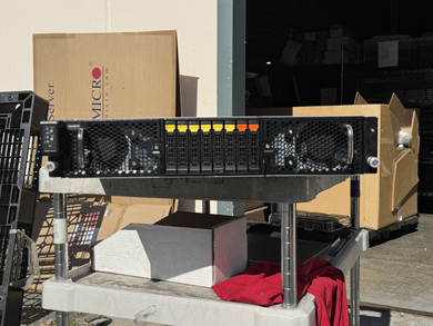 Gigabyte G292-Z20 2U 8 Bay LFF with 1x AMD 7502 CPU Black Face Plate