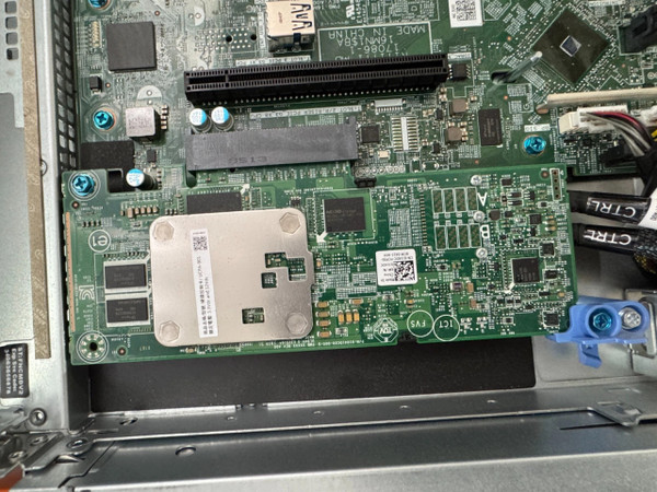 Dell PowerEdge R340 4 Bay LFF 1U Server Xeon E2124 3.4Ghz H730p