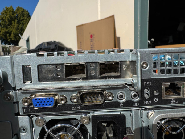 Gigabyte 2U 8 Bay LFF 8 x GPUs Slot Server w/ 2x E5-2697 V4 36C