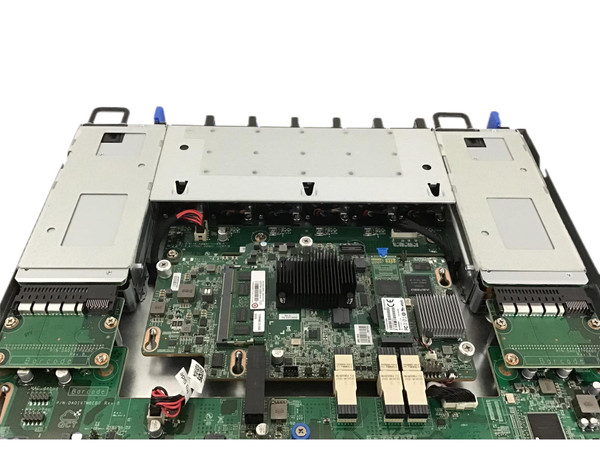 Internal components of a Quanta T7032-IX7 switch
