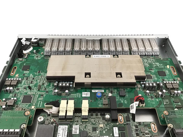 Internal components of a Quanta T7032-IX7 switch