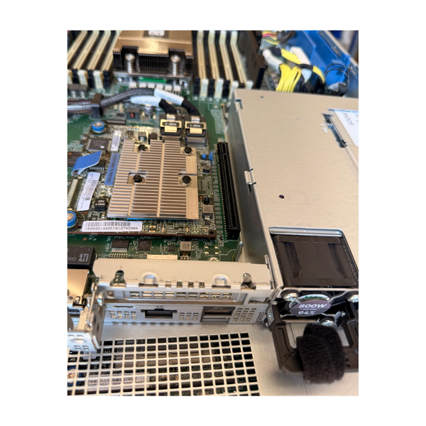HP DL325 Gen10 EPYC 7702P 64Core 1TB 2.5" SATA HP No RAM CTO