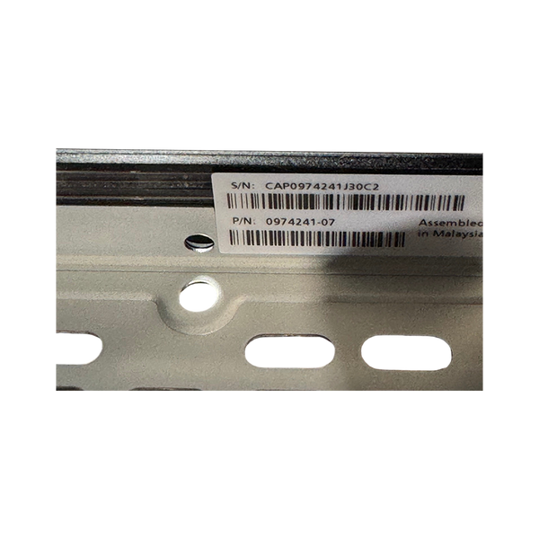 close up view of 710386-001